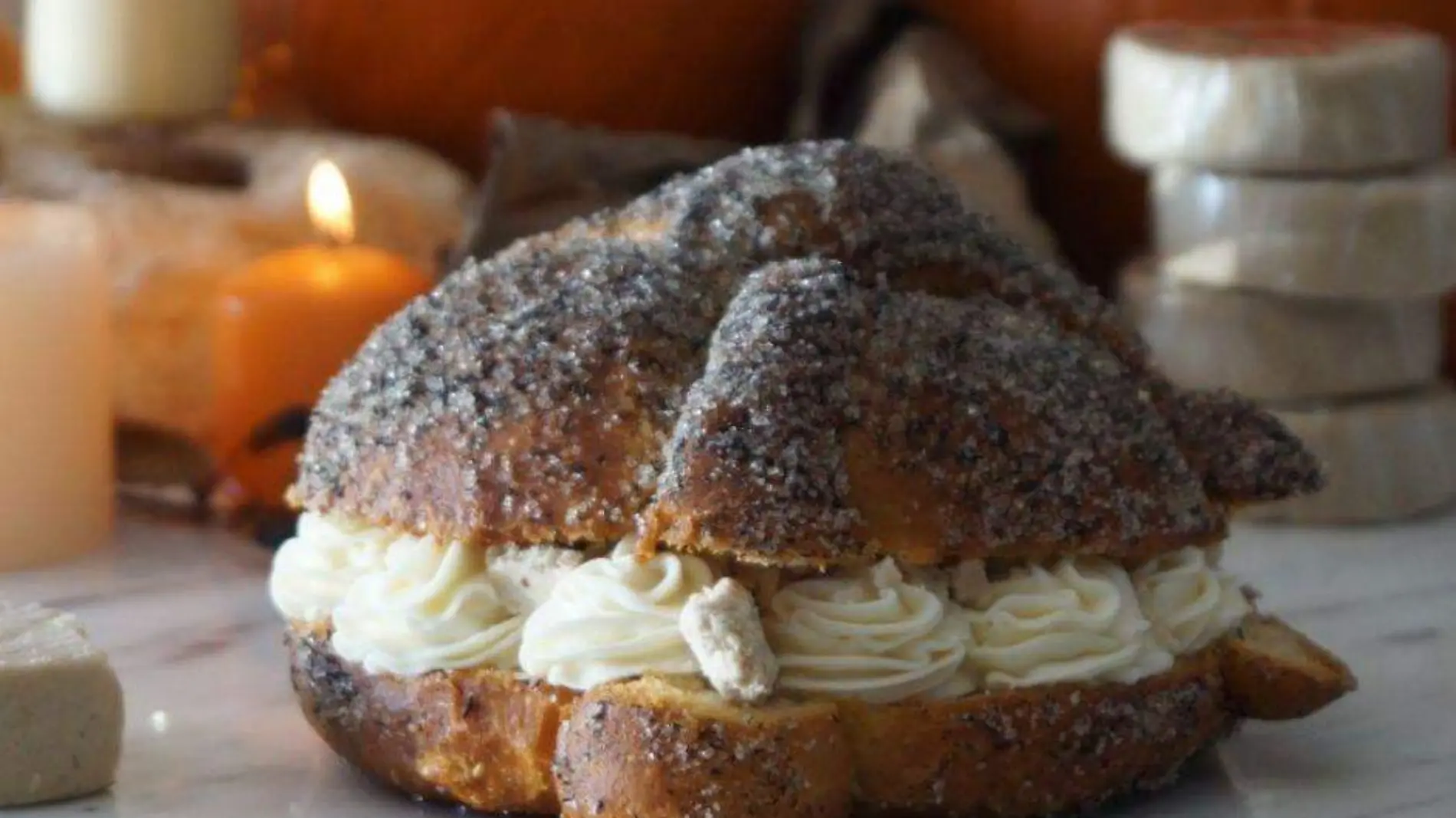 Pan de muerto cenizas negras